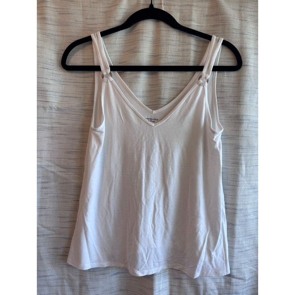Abercrombie & Fitch Soft AF Drapey Tank Top White V-Neck Ring Detail Small